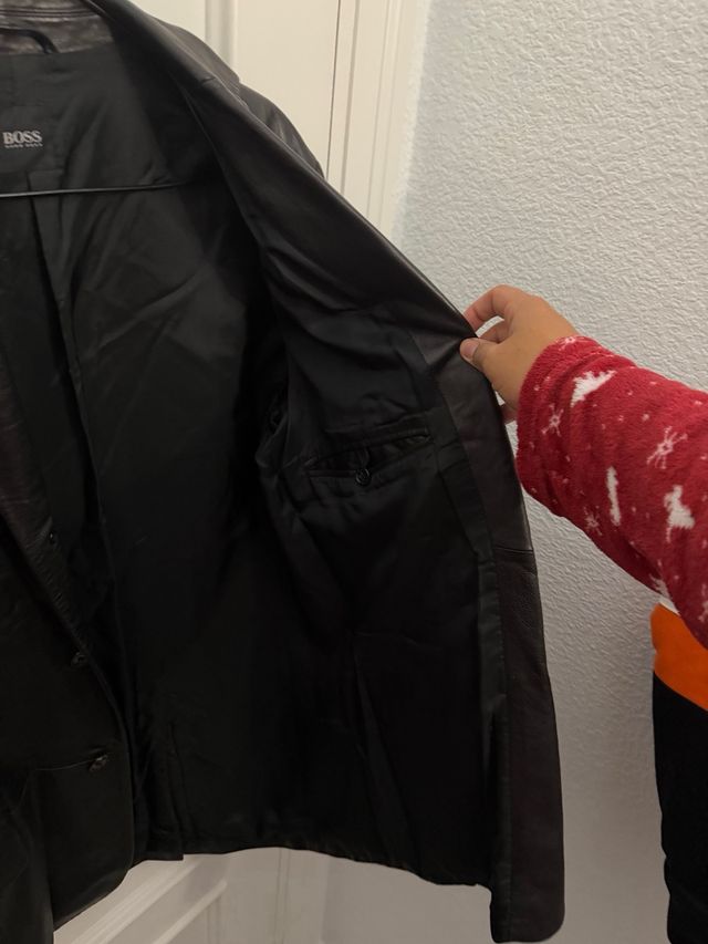 Hugo Boss Aromo 100% lambskin (Piel Cordero suave)