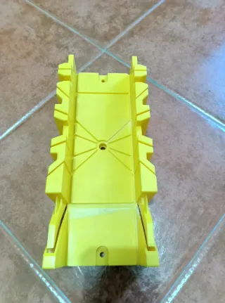 Guía Ingletes Plástico 10.5x30cm