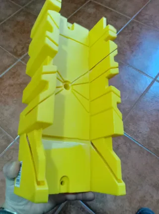 Guía Ingletes Plástico 10.5x30cm