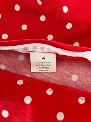 Vestido típico de flamenca para niña talla 4 años.