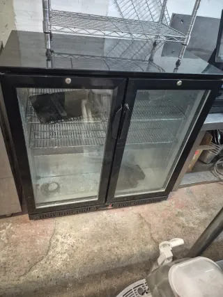 Nevera Expositora Doble Puerta