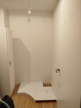 Armario esquinero, armario  de rincón blanco.