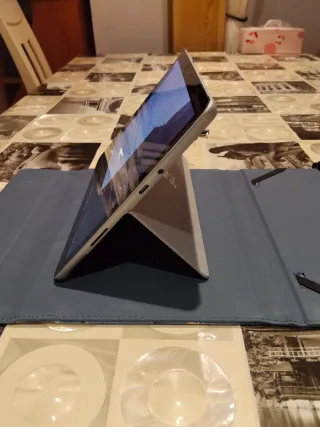 Microsoft Surface Go 2 Argento