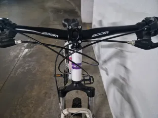 Bicicleta de mantaña de 27.5 de diámetro