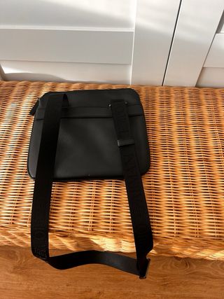 Bandolera Emporio Armani Negra