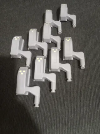 Luci LED per armadio grigie