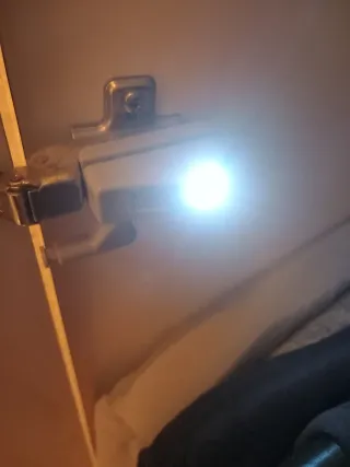 Luci LED per armadio grigie