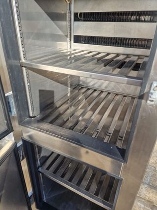 Armario nevera industrial vertical