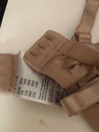 REGALO Lote 2 Sujetadores H&M Beige y Negro