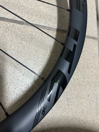 Llantas Elite carbono 38mm x 28 NUEVAS a estrenar