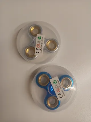 Coppia di spinner nuovi