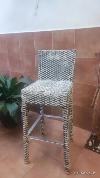 Taburete alto metal y PVC