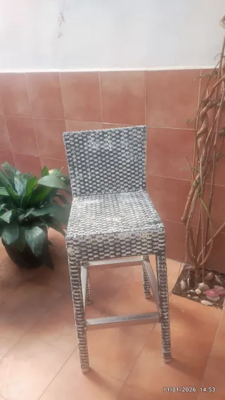 Taburete alto metal y PVC