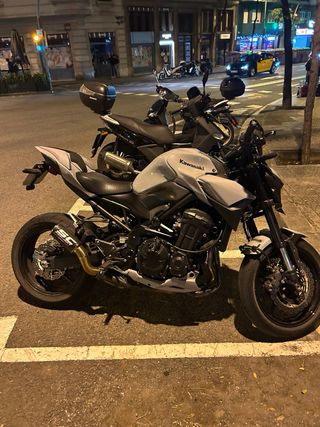 Kawasaki Z900  2024 – 8.800 km