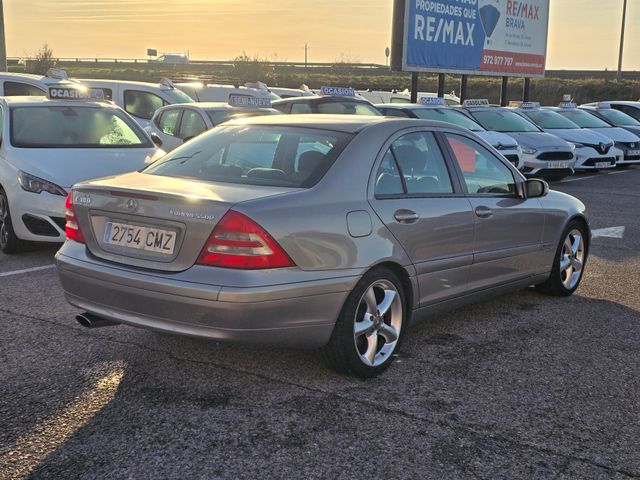 Mercedes-Benz Clase C 2003