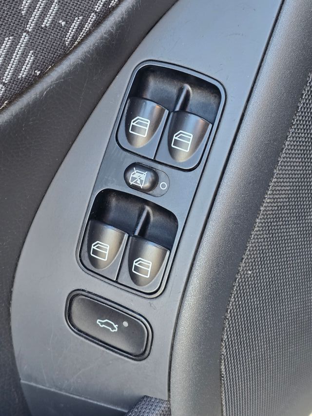 Mercedes-Benz Clase C 2003