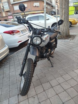 Brixton Felsberg 125 XC ABS (2021) buen estado