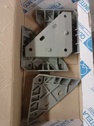 Lote Quintela: Bisagras, Fijaciones y Derivaciones