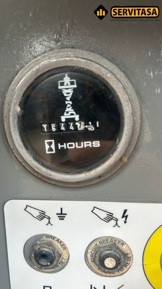 PLATAFORMA ELEVADORA DIÉSEL SKYJACK 12 METROS