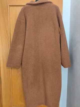 Abrigo marrón largo
