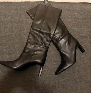 Botas altas de piel negras Massimo Dutti