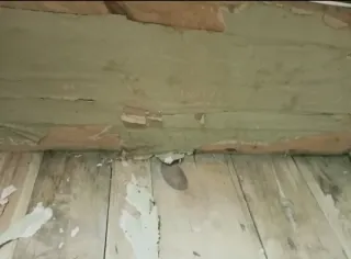 Baúl antiguo madera y metal para restaurar