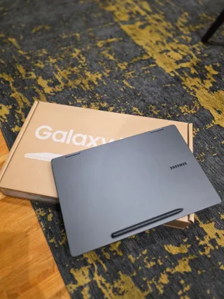 Portátil Samsung Galaxy Book3 360 Gris