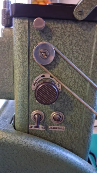 Proyector cine antiguo verde Kavex