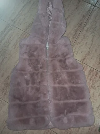 Chaleco peluche niña rosa con capucha