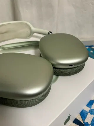Apple AirPods Max Verdes
