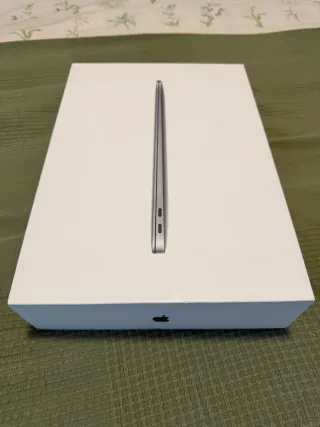 MacBook Air 13 Retina i5 8GB de RAM  128GB SSD