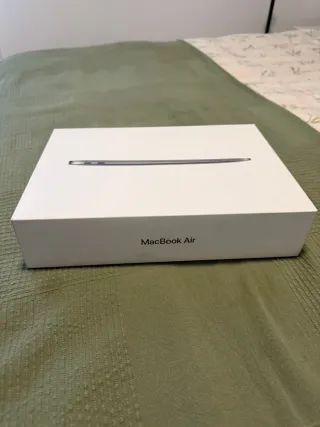 MacBook Air 13 Retina i5 8GB de RAM  128GB SSD