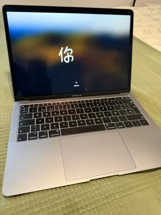 MacBook Air 13 Retina i5 8GB de RAM  128GB SSD