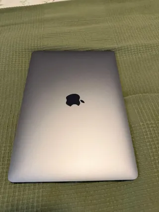 MacBook Air 13 Retina i5 8GB de RAM  128GB SSD