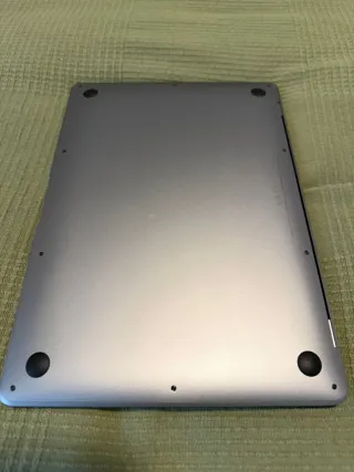 MacBook Air 13 Retina i5 8GB de RAM  128GB SSD