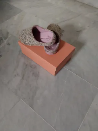 Zapatillas casa mujer beige y rosa