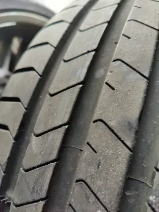 Neumáticos 245/30/22 Pirelli P zero