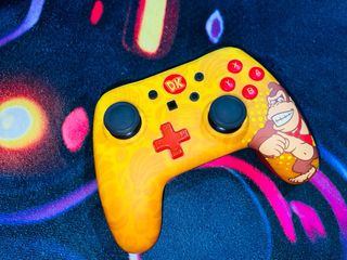 Mando Nintendo Switch edición especial Donkey Kong