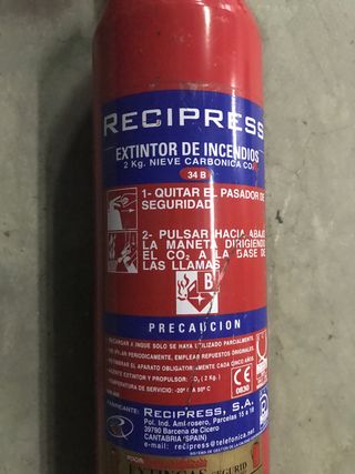 Extintor CO2  2 Kg
