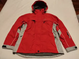 Ropa y Botas de Esquí