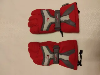 Ropa y Botas de Esquí