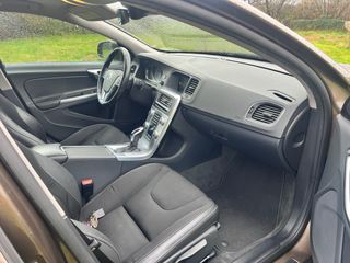 Volvo V60 Cross Country 2016