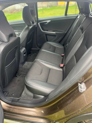 Volvo V60 Cross Country 2016