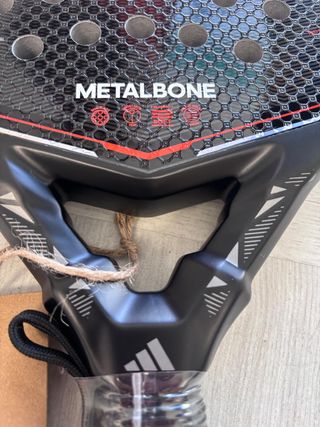 Pala Adidas Metalbone 2026