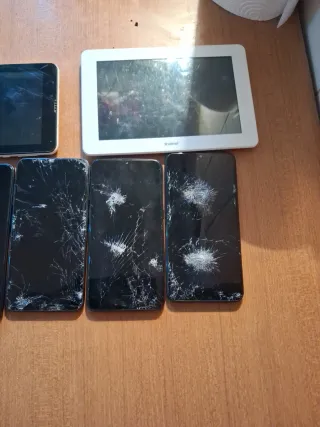 Smartphone vari - solo ricambi