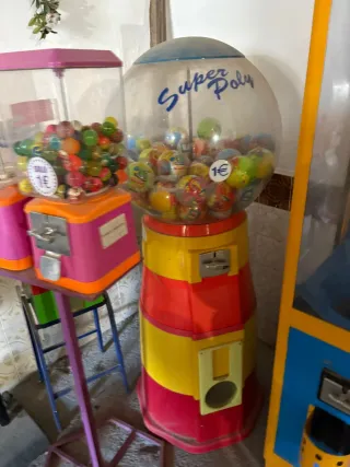 Lote 10 Máquinas de Bolas y repuesto