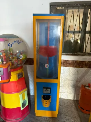 Lote 10 Máquinas de Bolas y repuesto