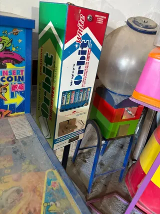 Lote 10 Máquinas de Bolas y repuesto