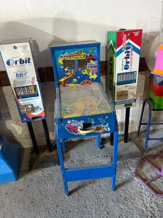 Lote 10 Máquinas de Bolas y repuesto