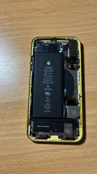 Chasis iPhone 11 Amarillo
